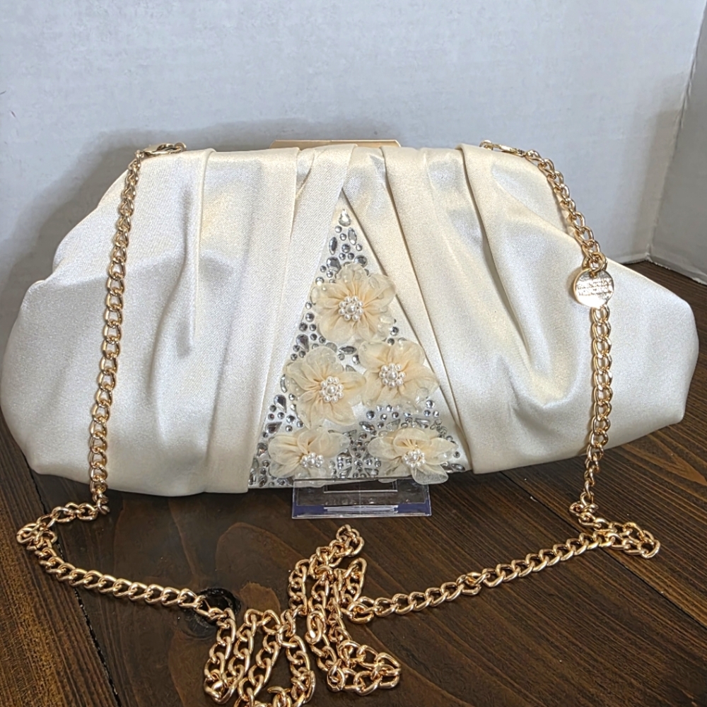 Badgley Mischka Offwhite Clutch With Removable Gold Chain